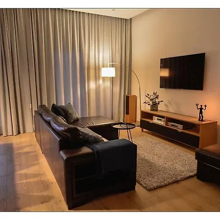Lägenhet Apartament Platan - 2 Sypialnie , Taras, Garaz
