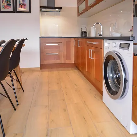 Lägenhet Apartament Platan - 2 Sypialnie , Taras, Garaz *
